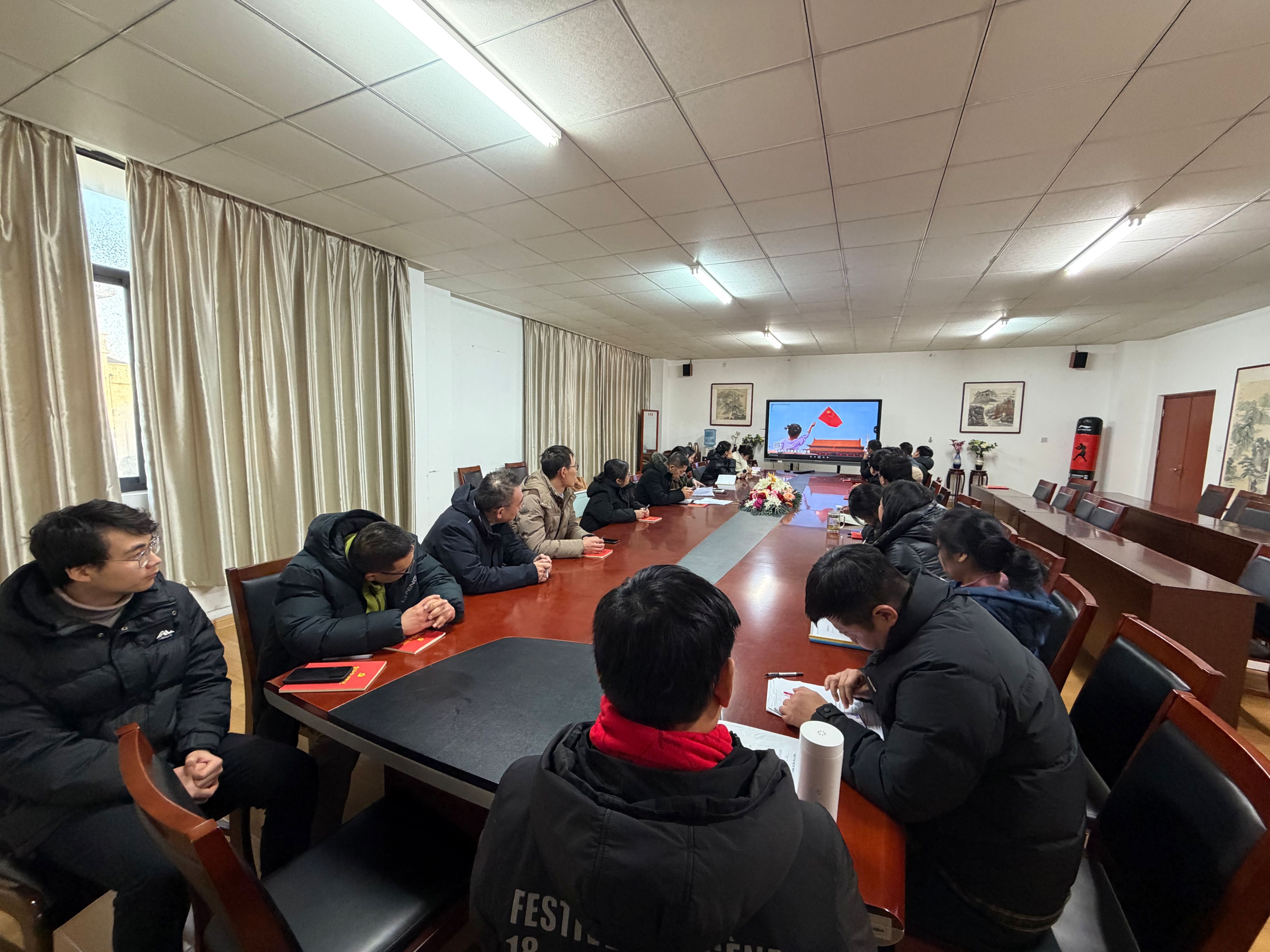 53aad996c305ed1e2a1aeaa9018b361